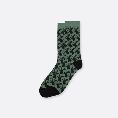 "Stabile with Many Leaves" socks, hedge green